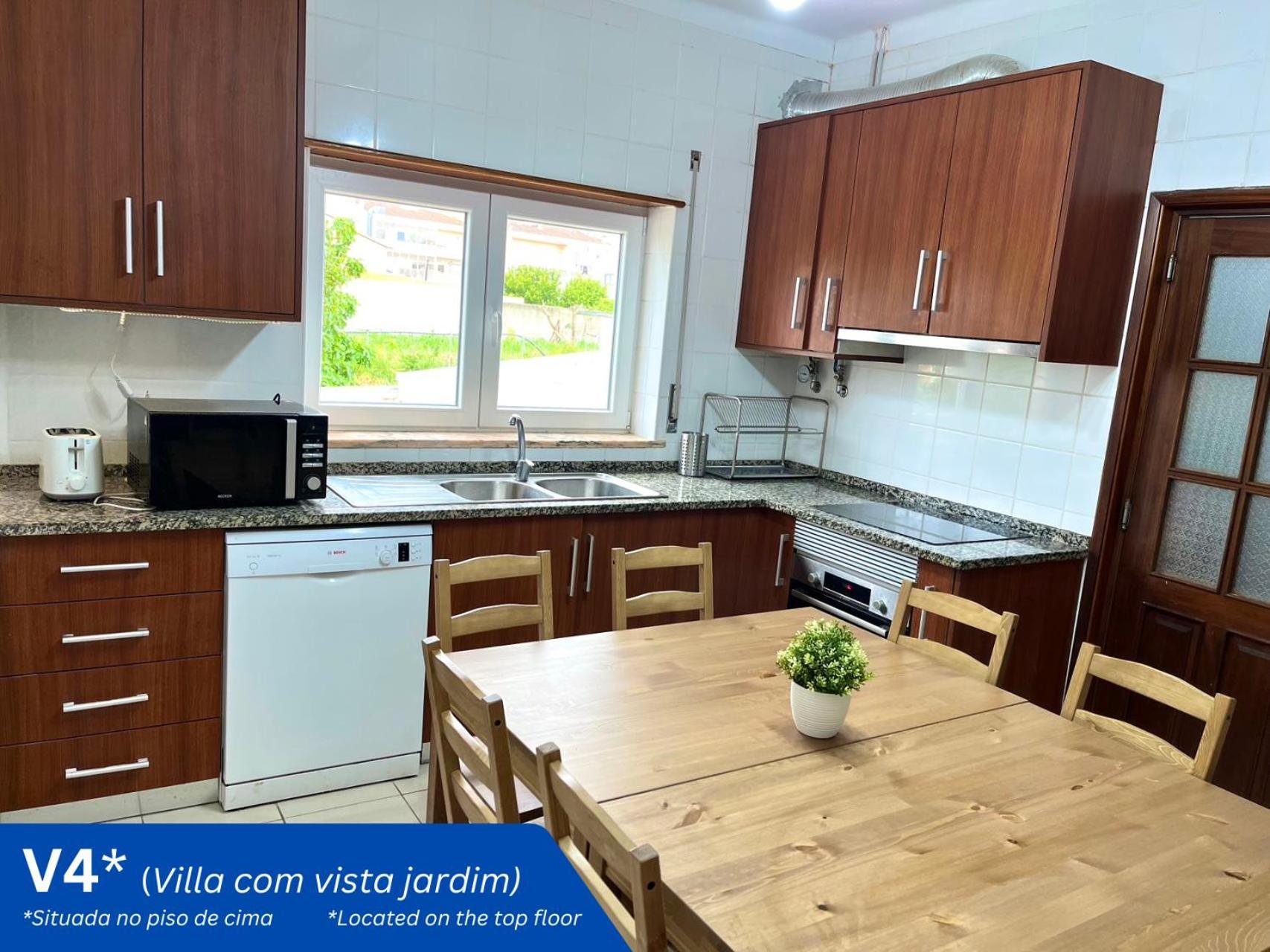 Apartamento W.H.House Atouguia Da Baleia Exterior foto